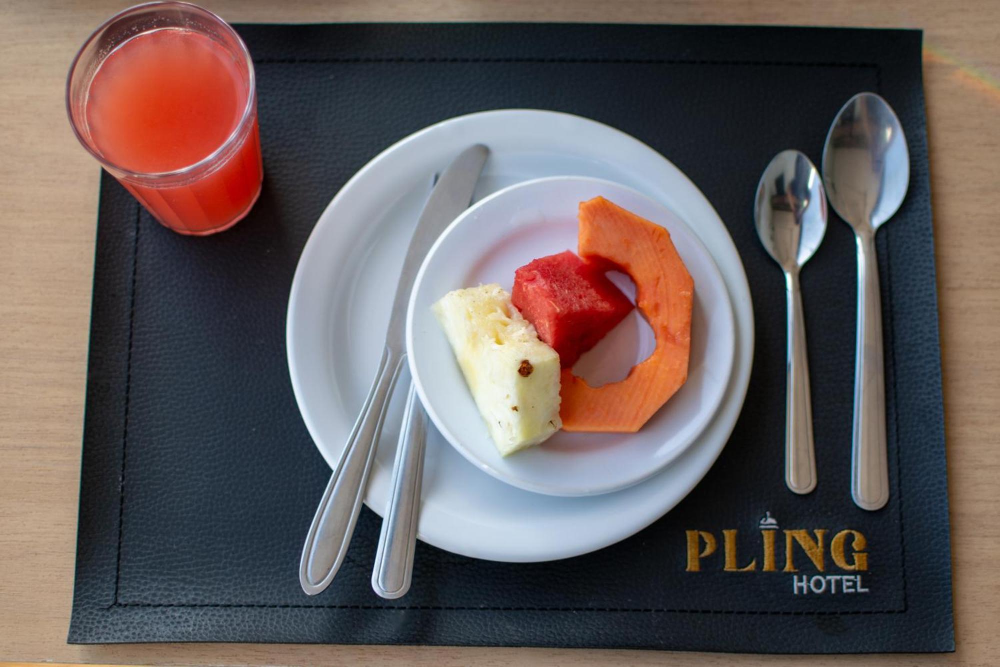 Pling Hotel Jataí Esterno foto
